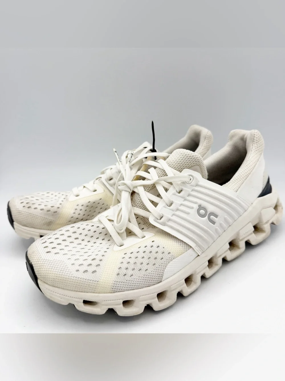 On Running Cloudswift White Sneakers Women’s Size 8